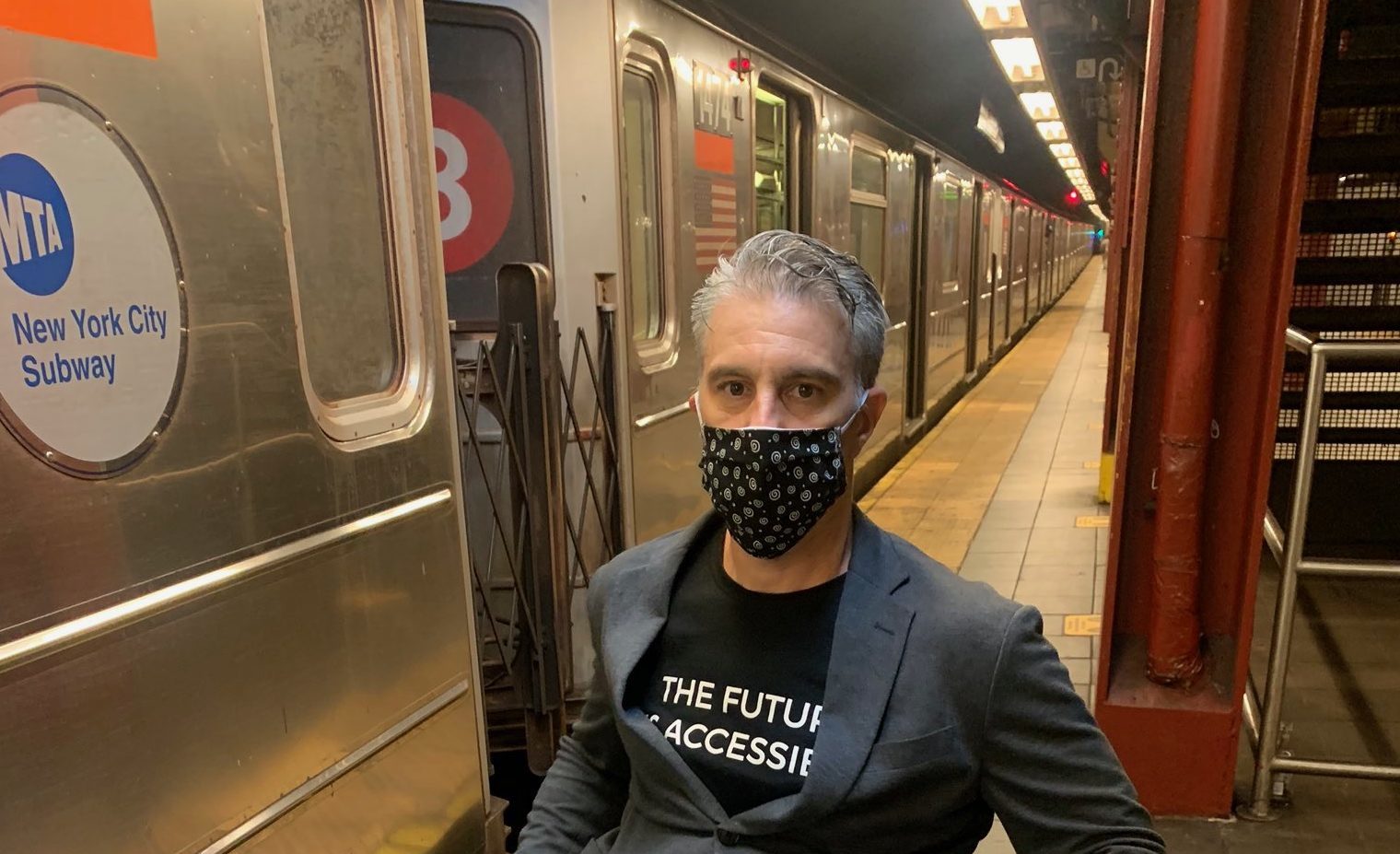 NYC's MTA keeps construction going during coronavirus crisis